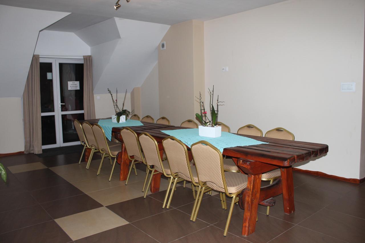 Hotel Gosciniec Legenda Wyszogrod Esterno foto