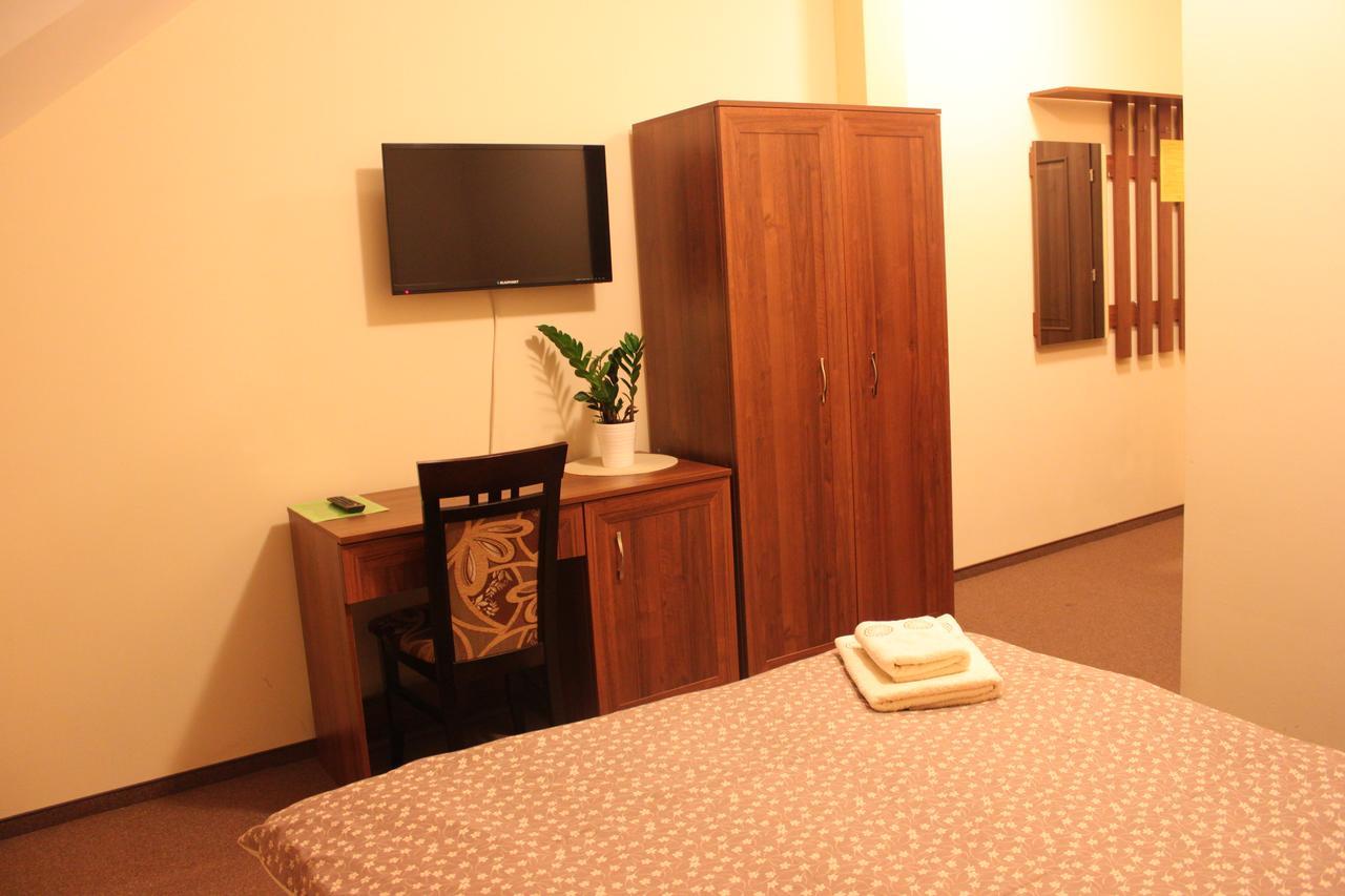 Hotel Gosciniec Legenda Wyszogrod Esterno foto