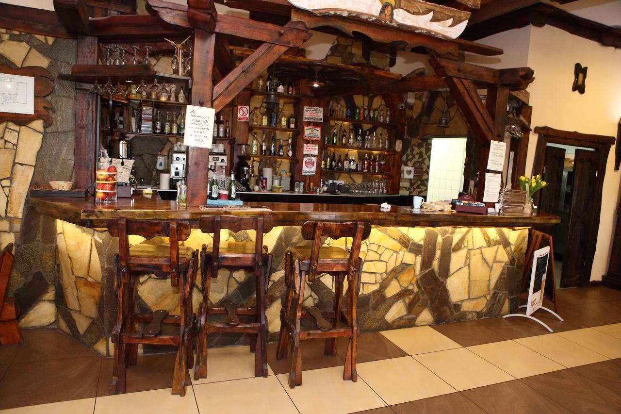 Hotel Gosciniec Legenda Wyszogrod Esterno foto
